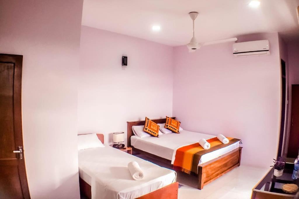 Saru Holiday Apartment - Upto 6 Guests Kandy Exterior foto